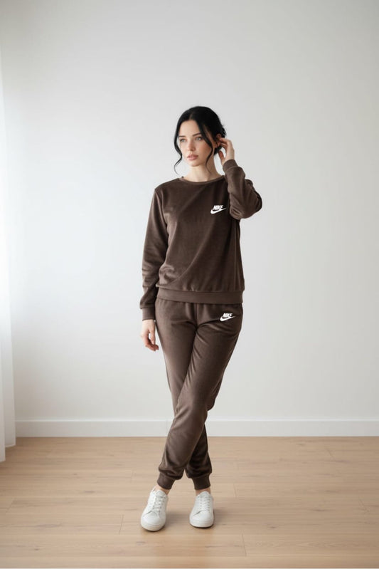 Dres damski welurowy